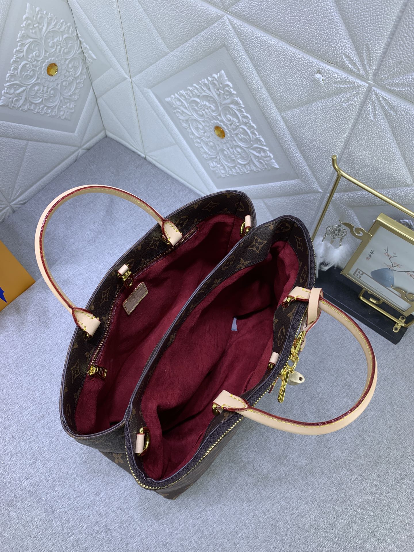 2XE330B Popular   leather bag 