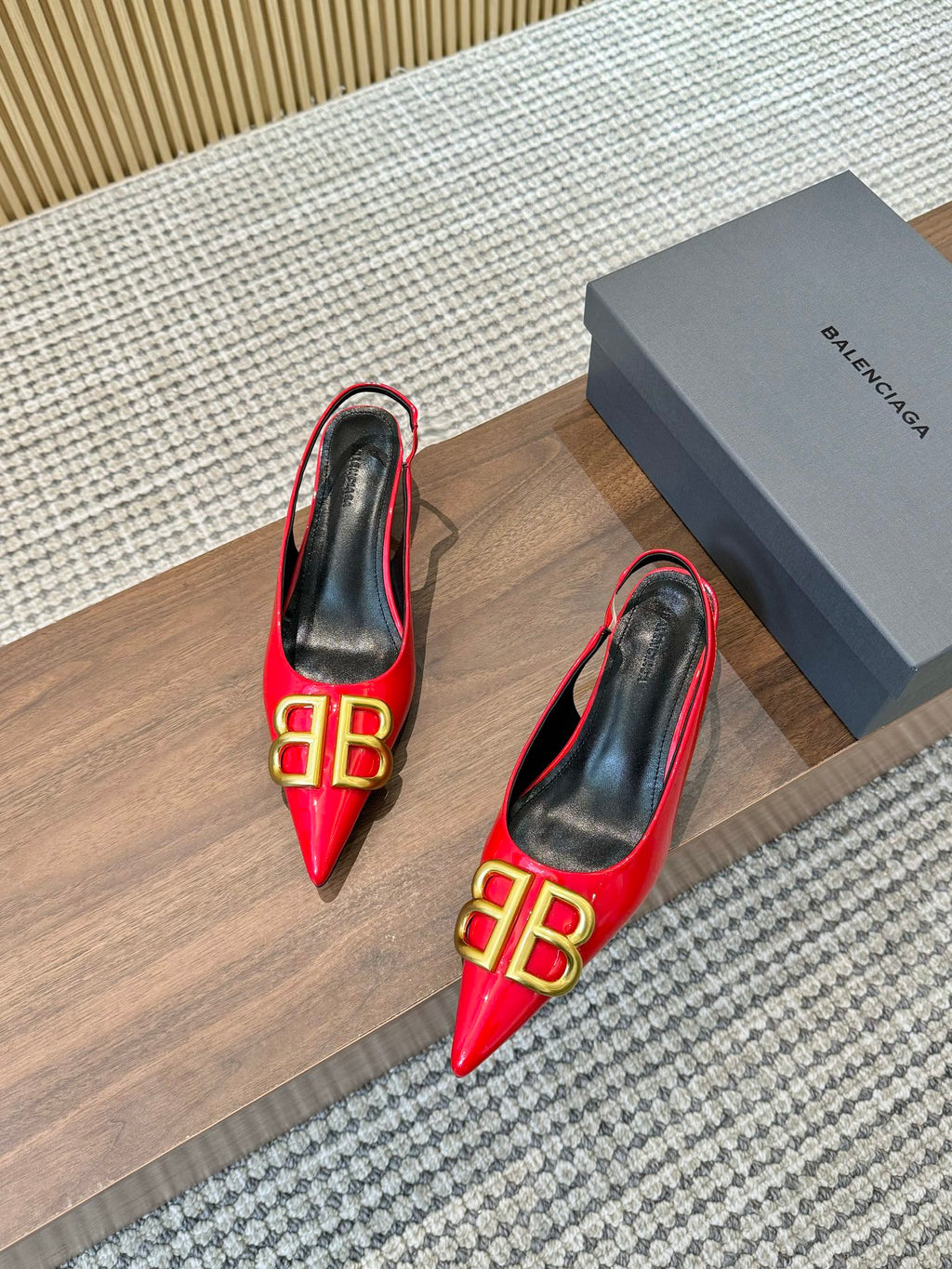 255QJ45Z Popular  leather High heels