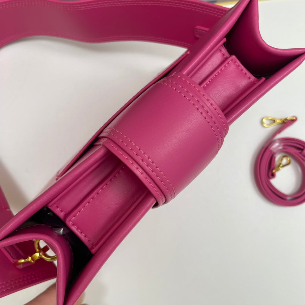 136PA25B Popular leather bag