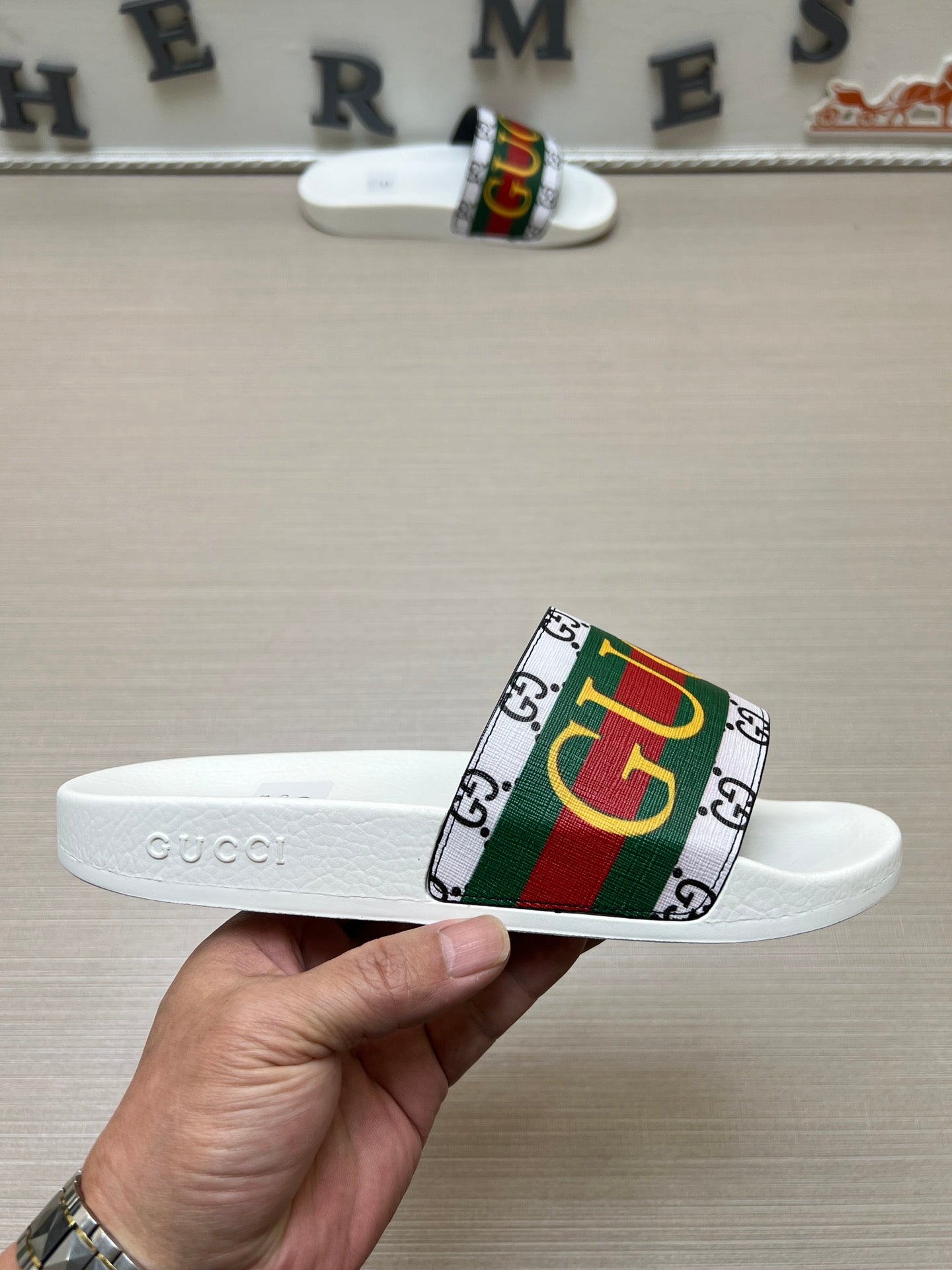 5LB232Z Popular Slippers