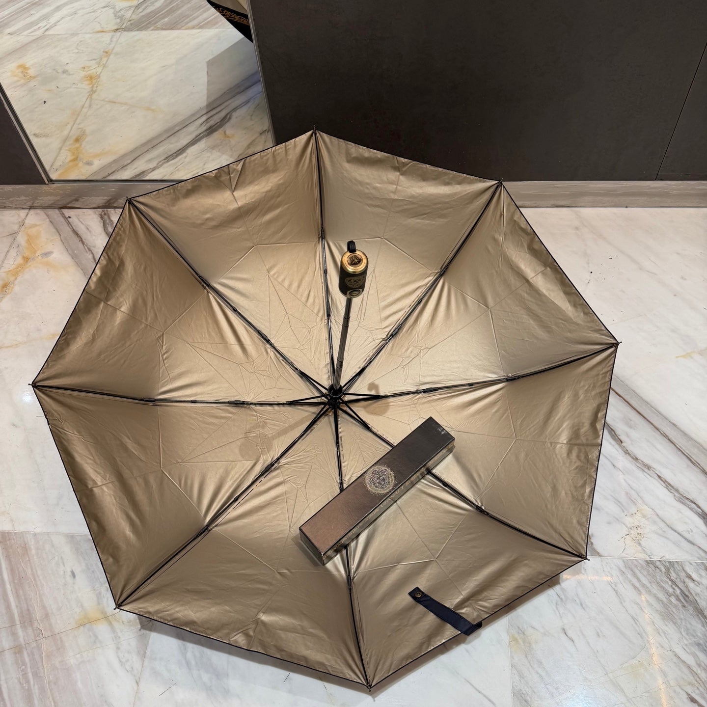 136NA6S Popular UV resistant umbrella