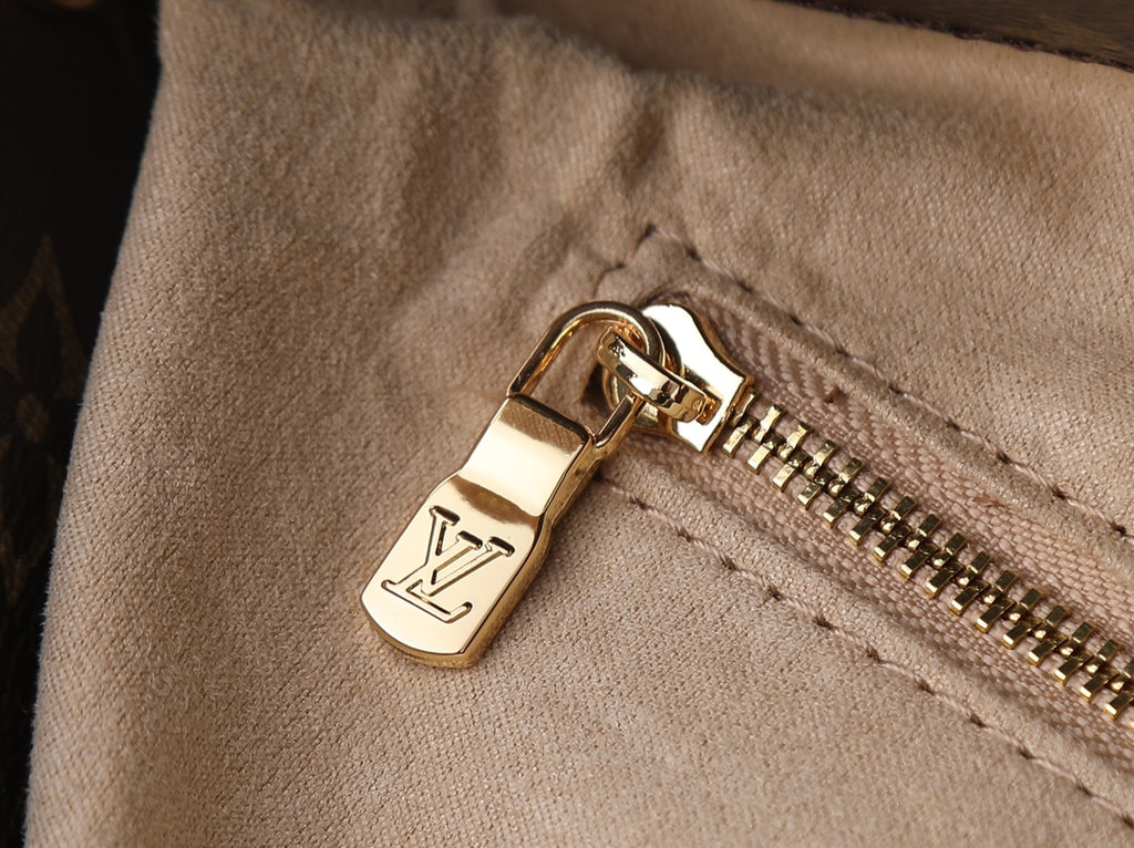 146PE65B Popular leather bag