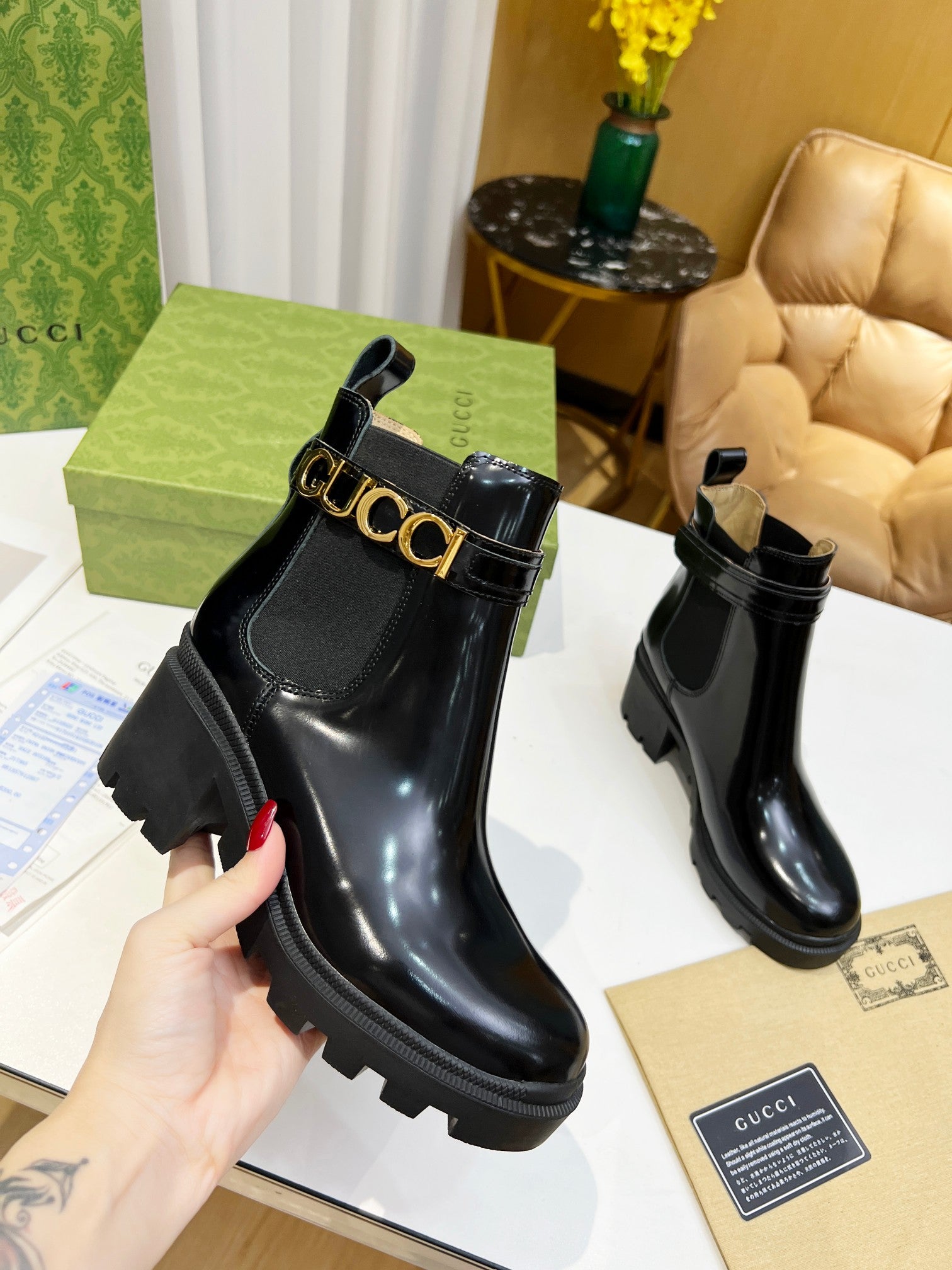 2XB196Z Popular leather boot (top layer leather lining)