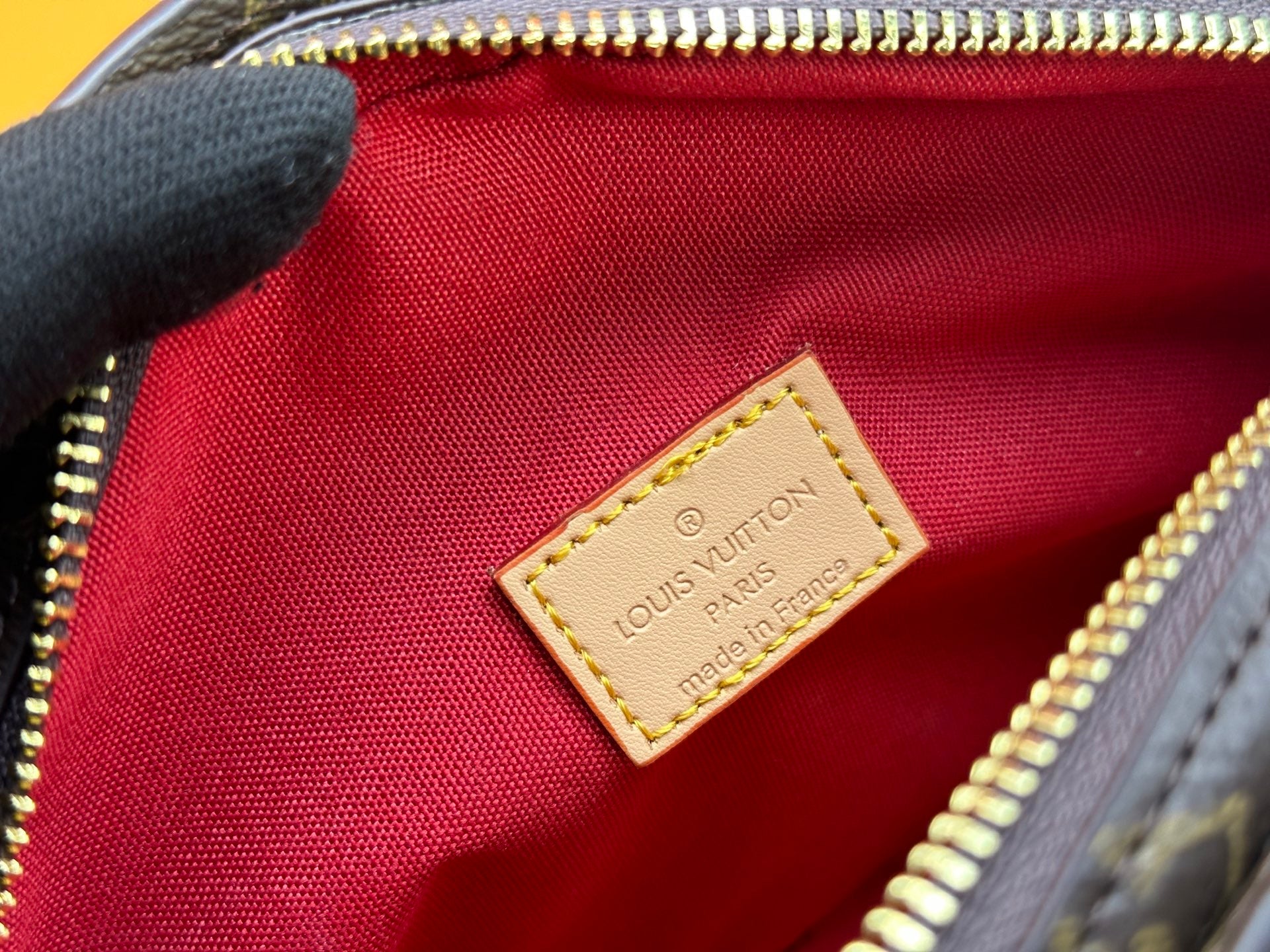 165NE104B Popular  eather bag