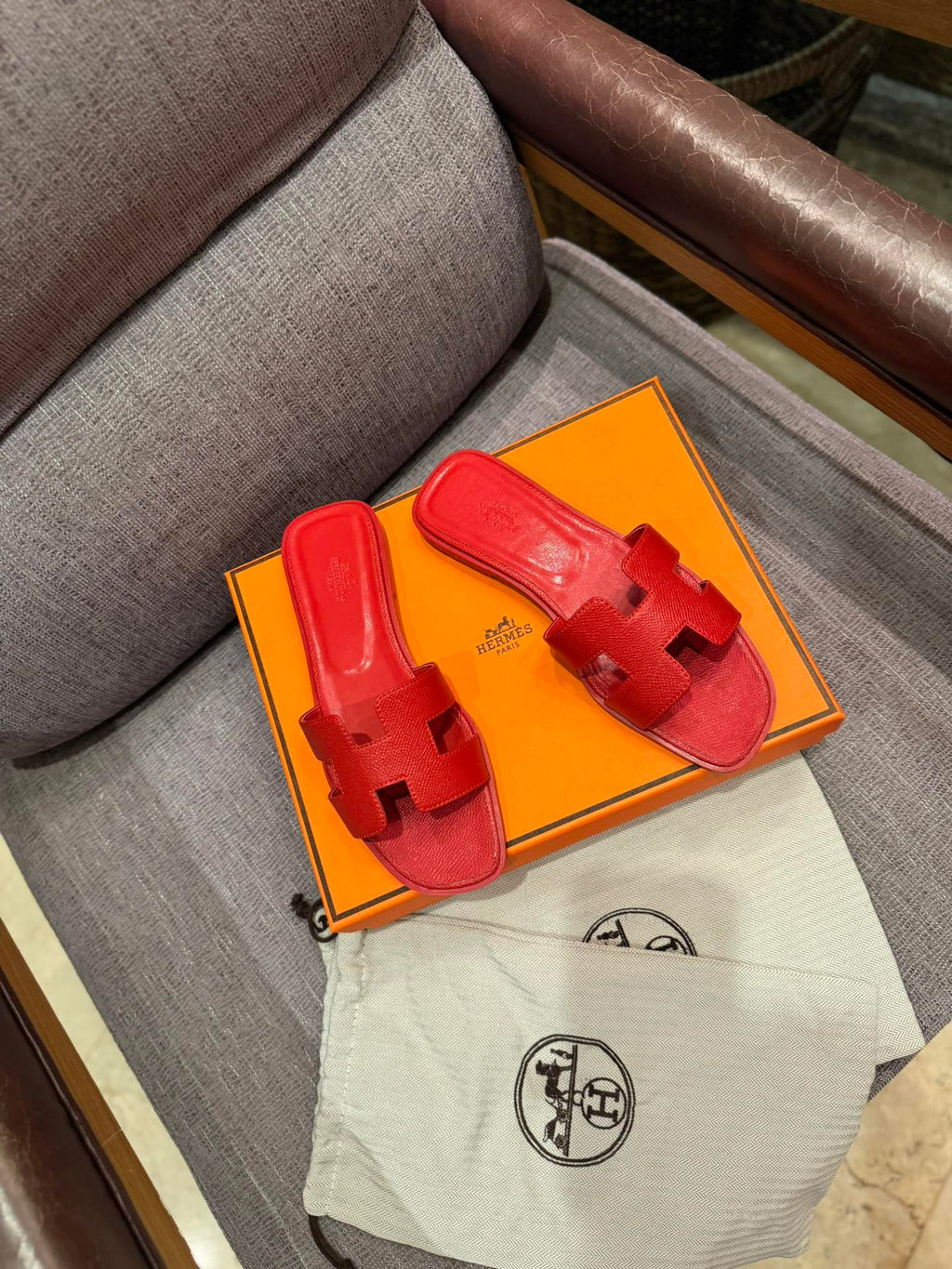 1ZH239Z Popular Slippers