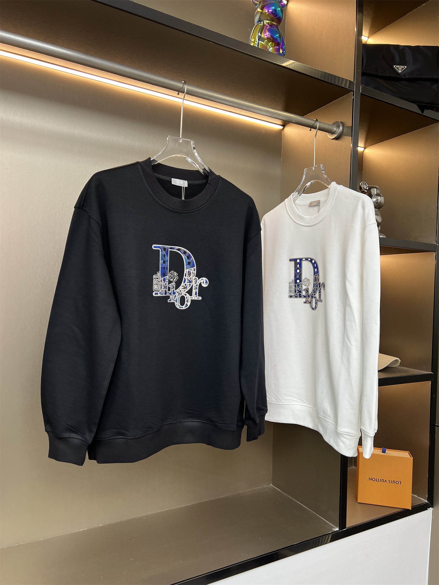85ZD165U Popular Sweaters