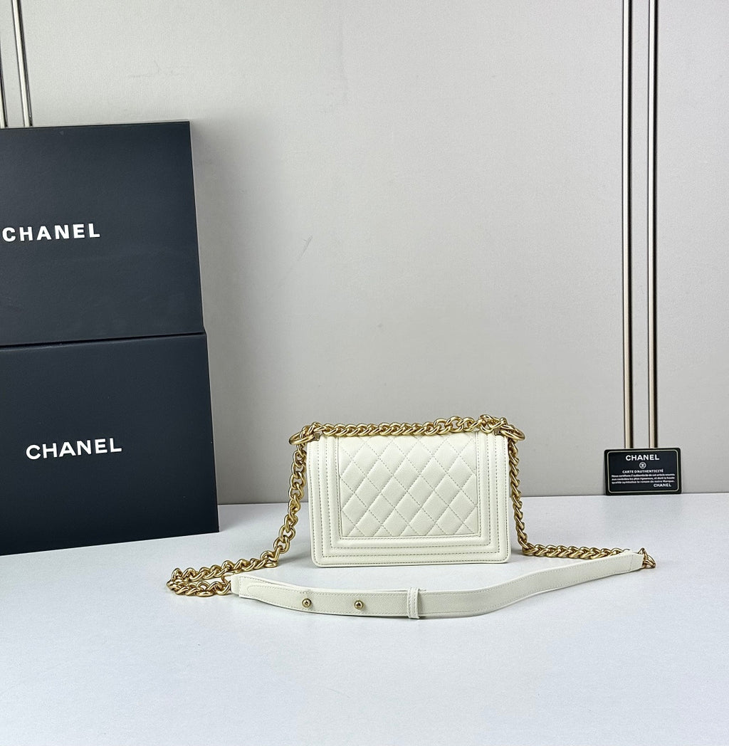 136PC17B Popular Caviar leather bag