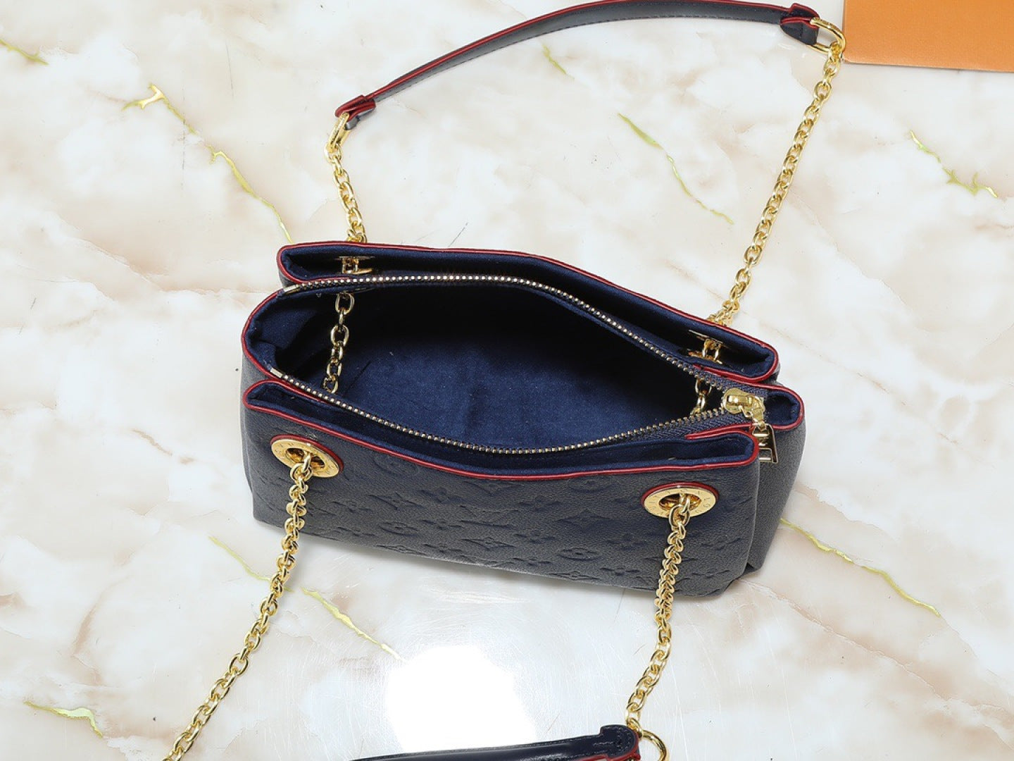 136PE75B Popular leather bag
