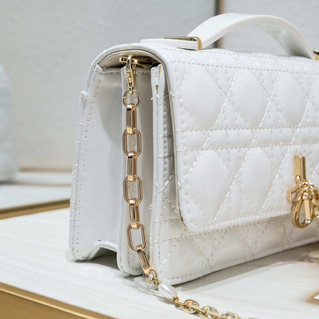 136ND27B Popular leather bag