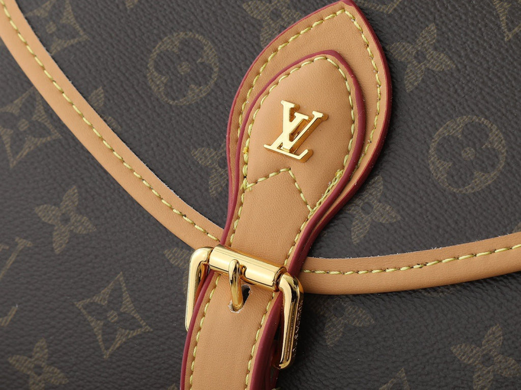 136PE76B Popular leather bag