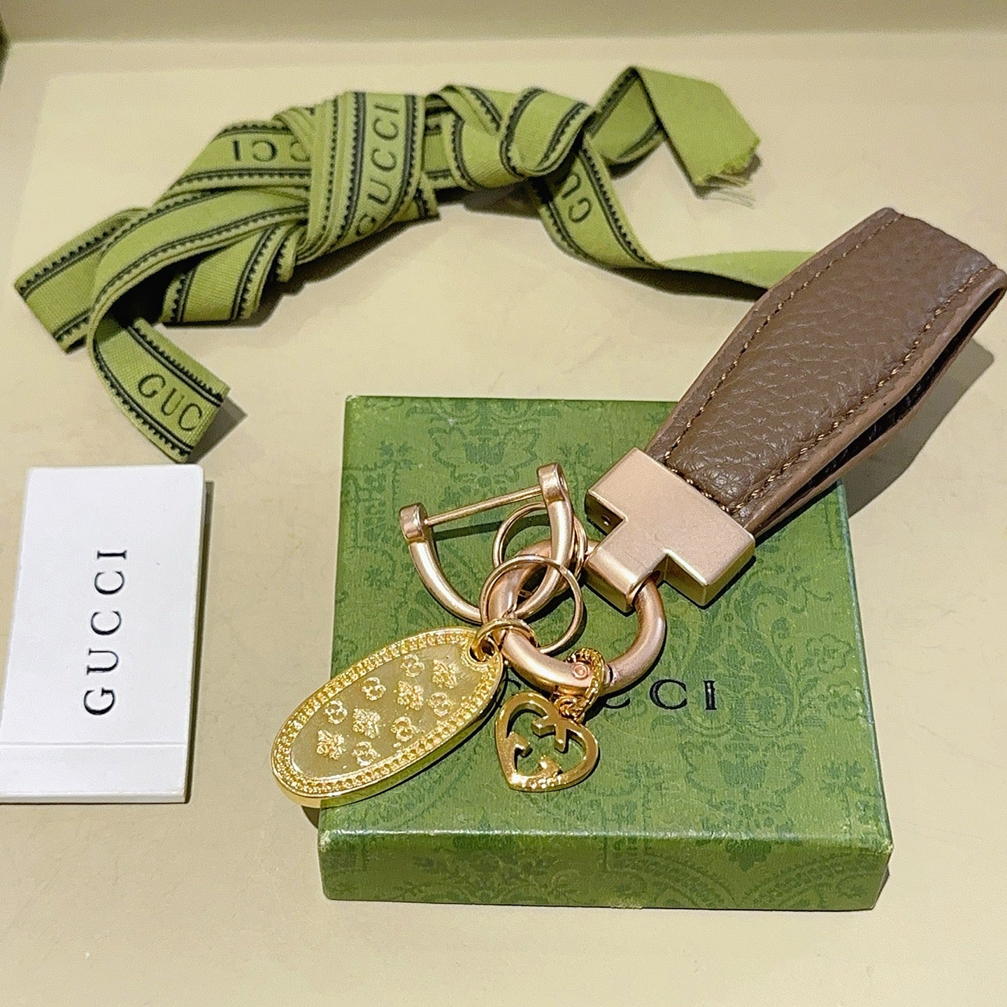 35ZB82A Popular bag 's charms accessories