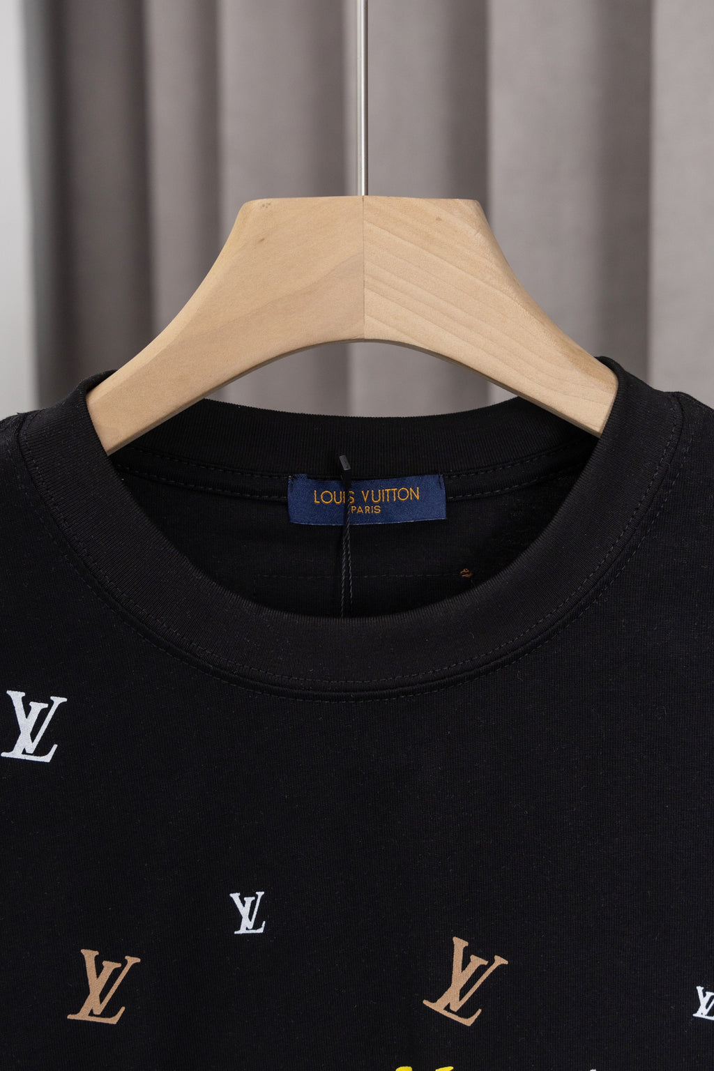 125WE1U  Popular T-shirts