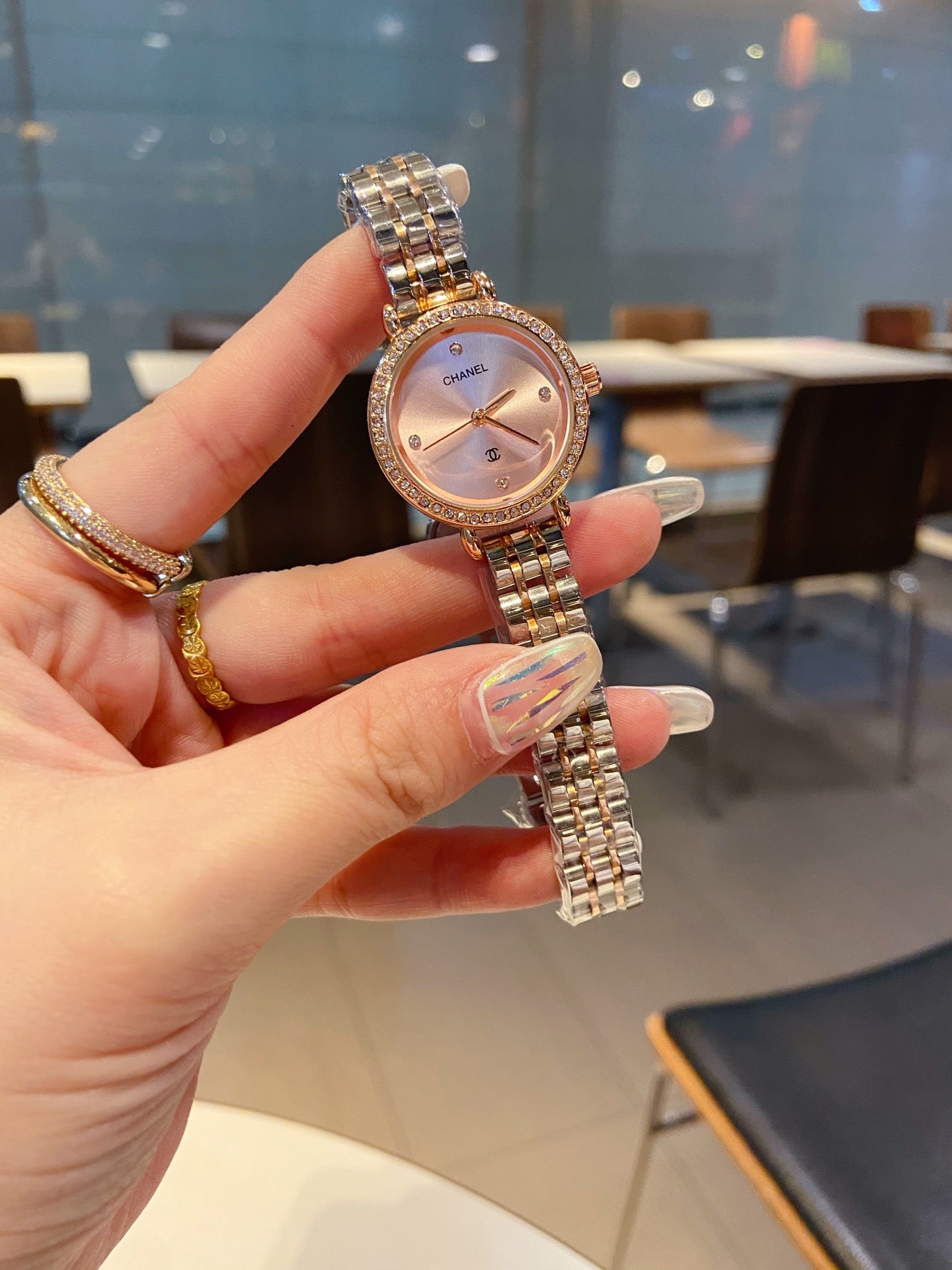 136RC83L Popular Watches