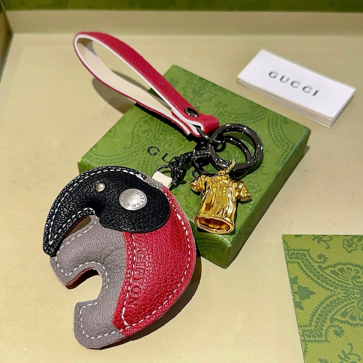 35ZB80A Popular bag 's charms accessories