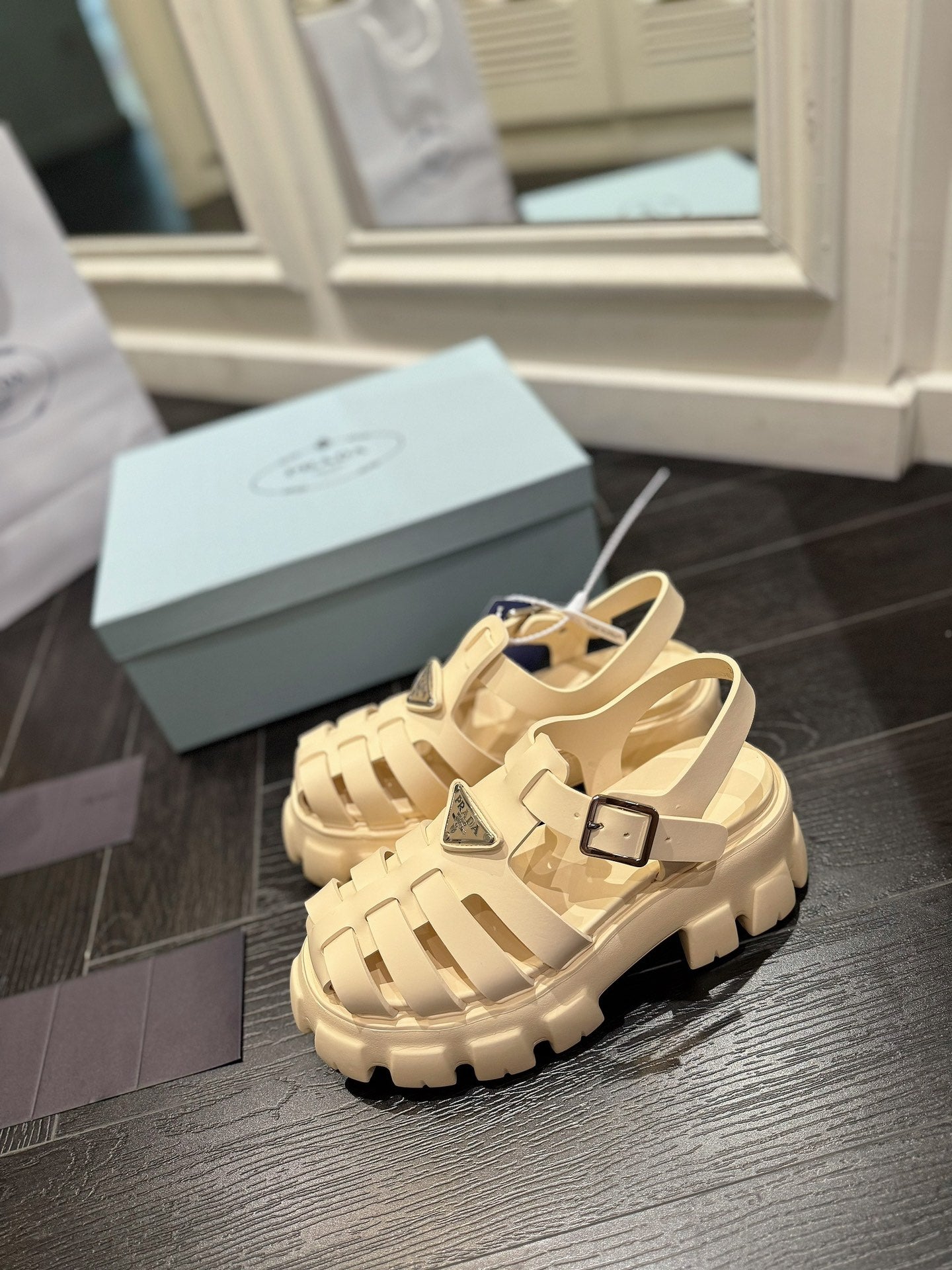 285RP51Z  Popular high-quality shoes