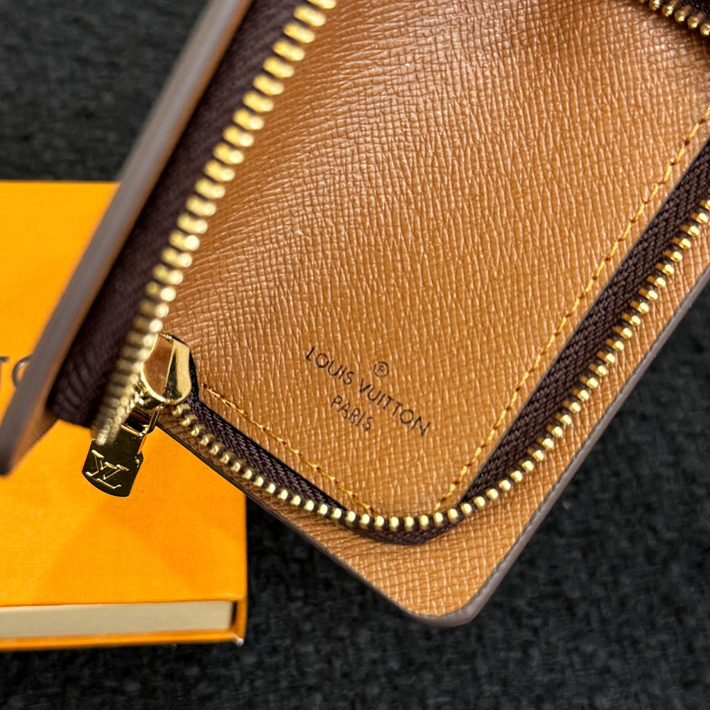 35ZE11A Popular bag 's charms accessories
