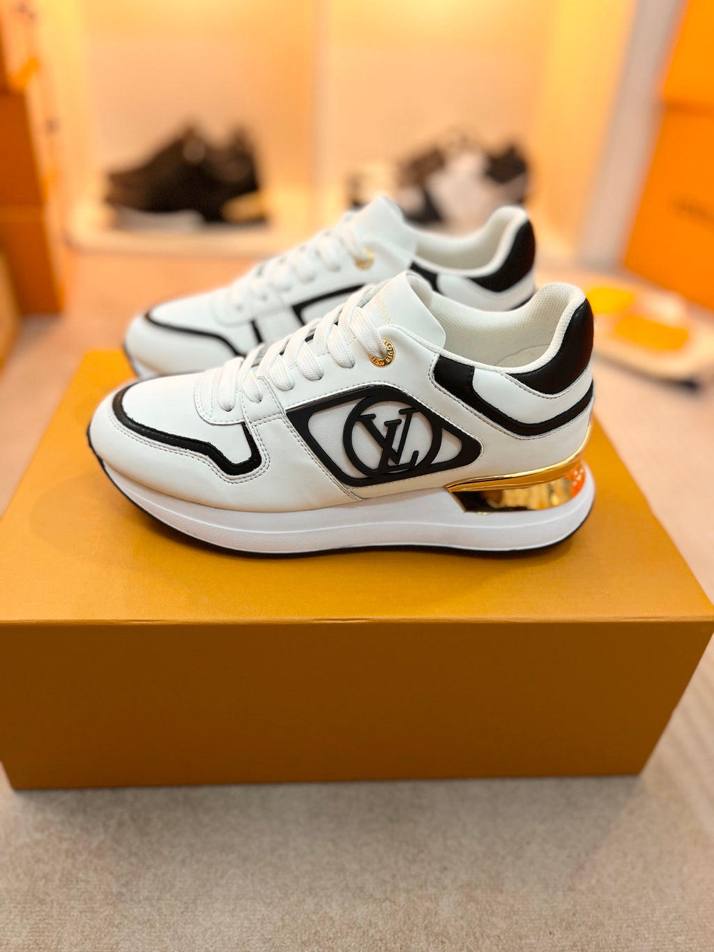 Z2P36E60 Popular high-quality leather Shoes