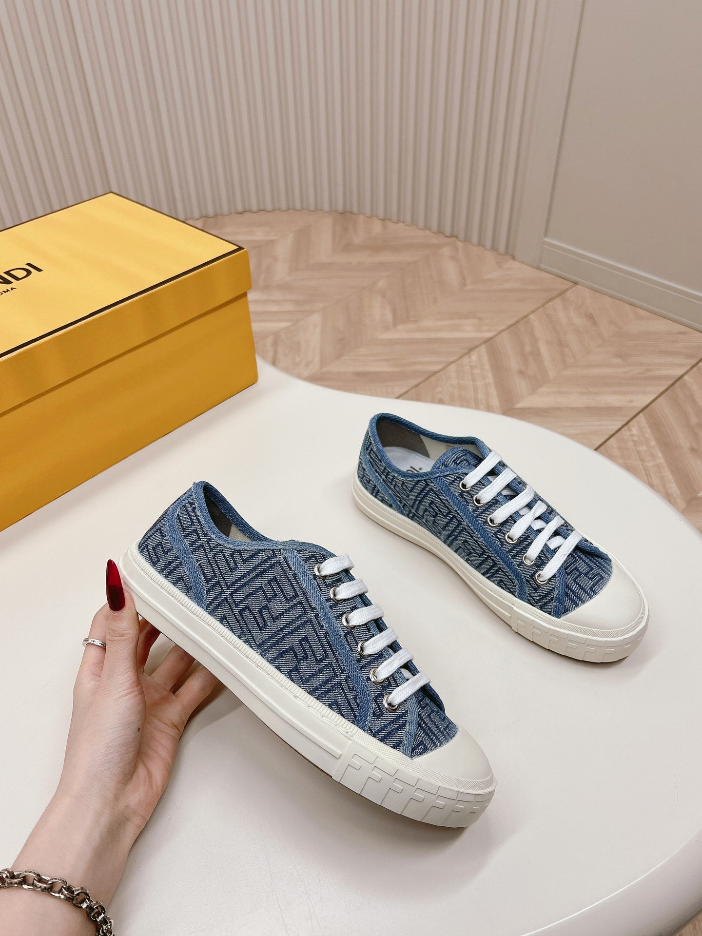 2105QF423Z Popular high-quality Shoes