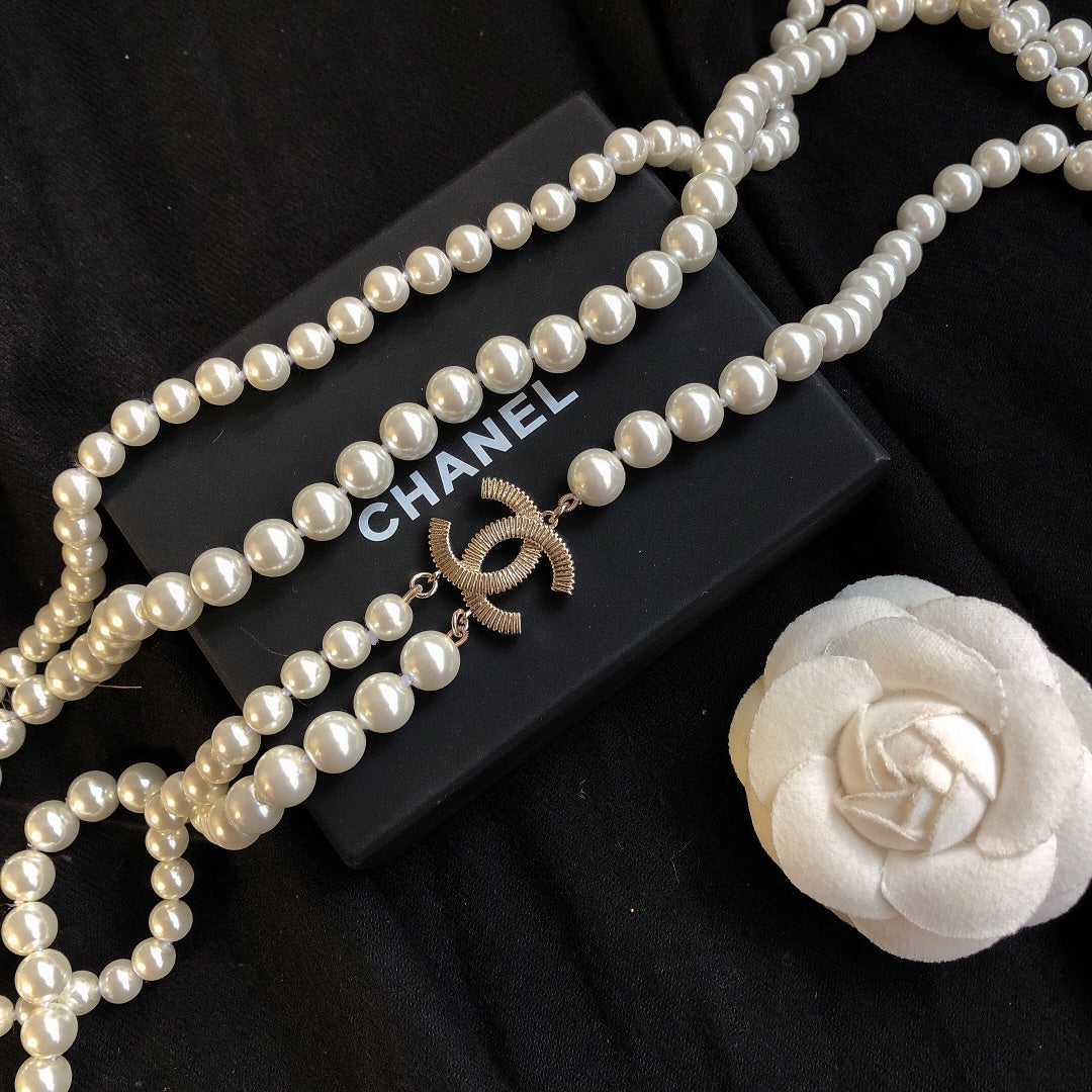 14C828K  Popular  Necklaces