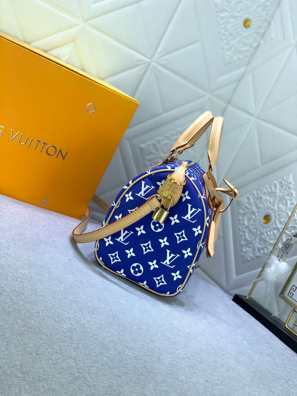 2XE268B Popular  leather bag 