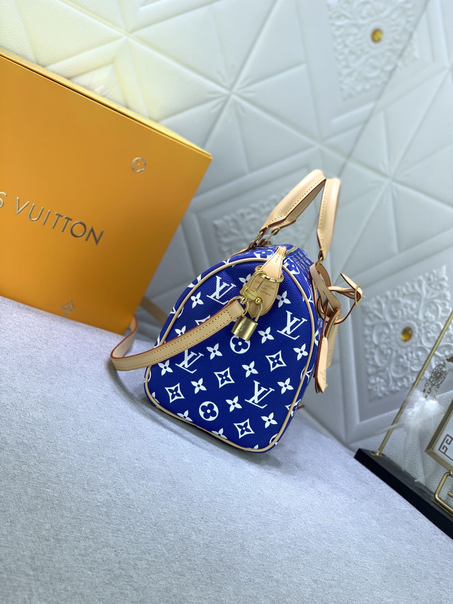 2XE268B Popular  leather bag 