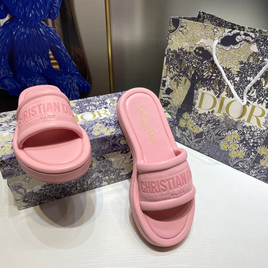 14D76Z Popular slippers