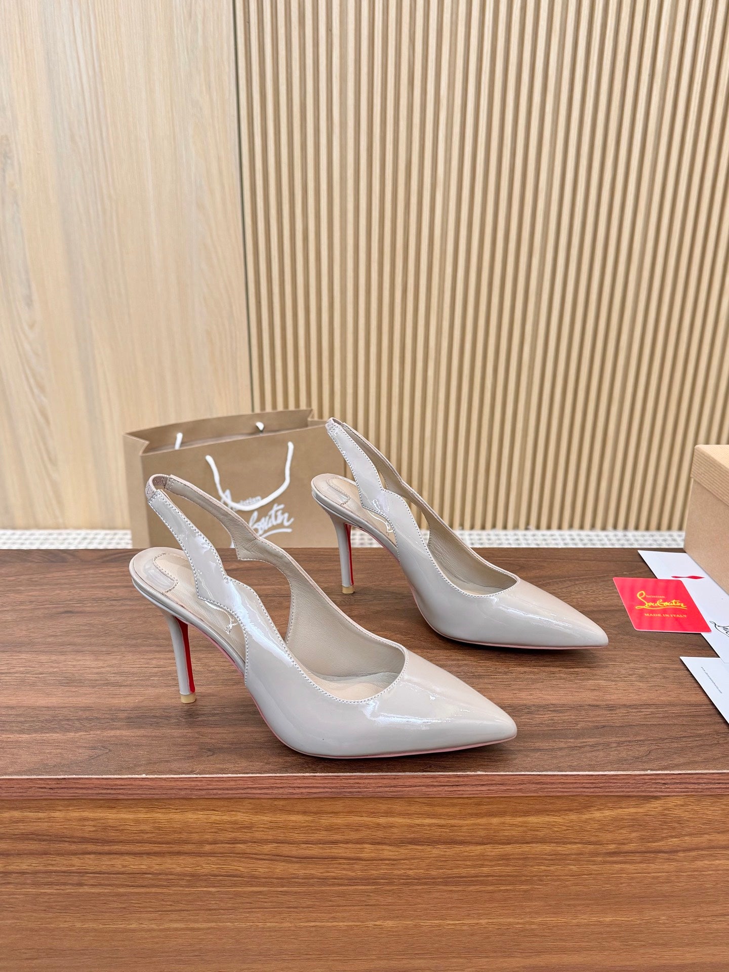 275NA5Z  Popular leather High heels