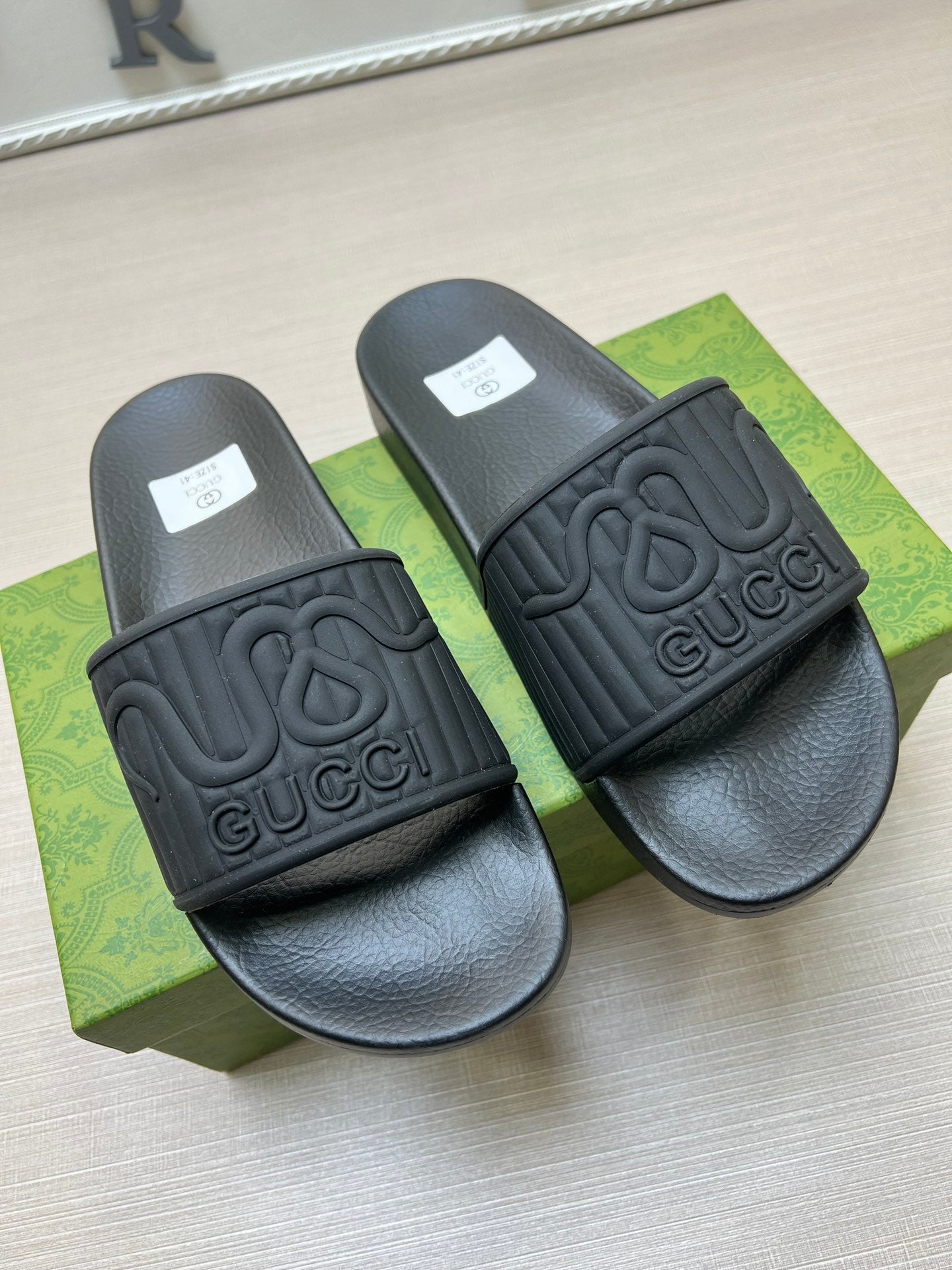 5LB218Z Popular Slippers