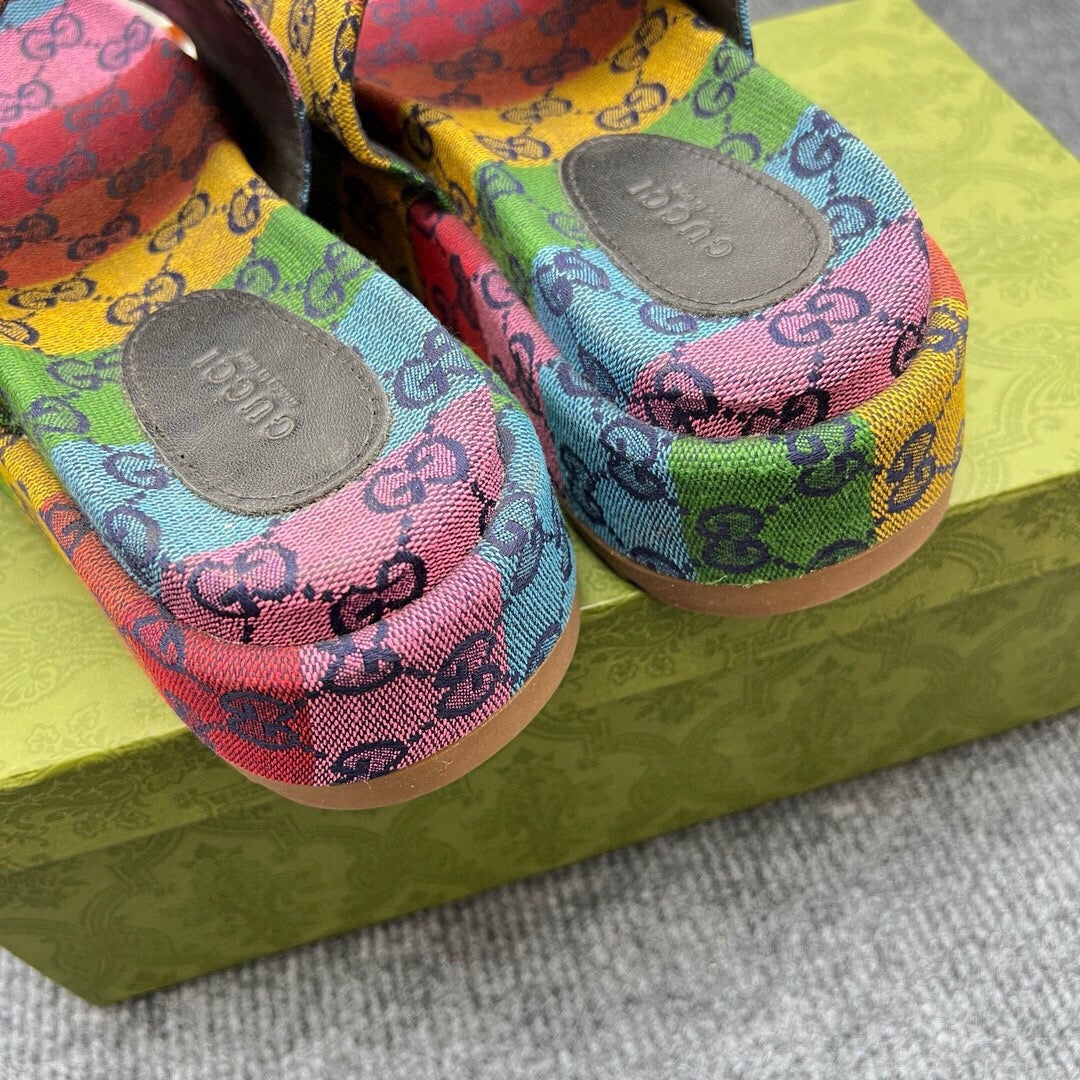 54B122Z Popular slippers  Sole thickness 5.5cm