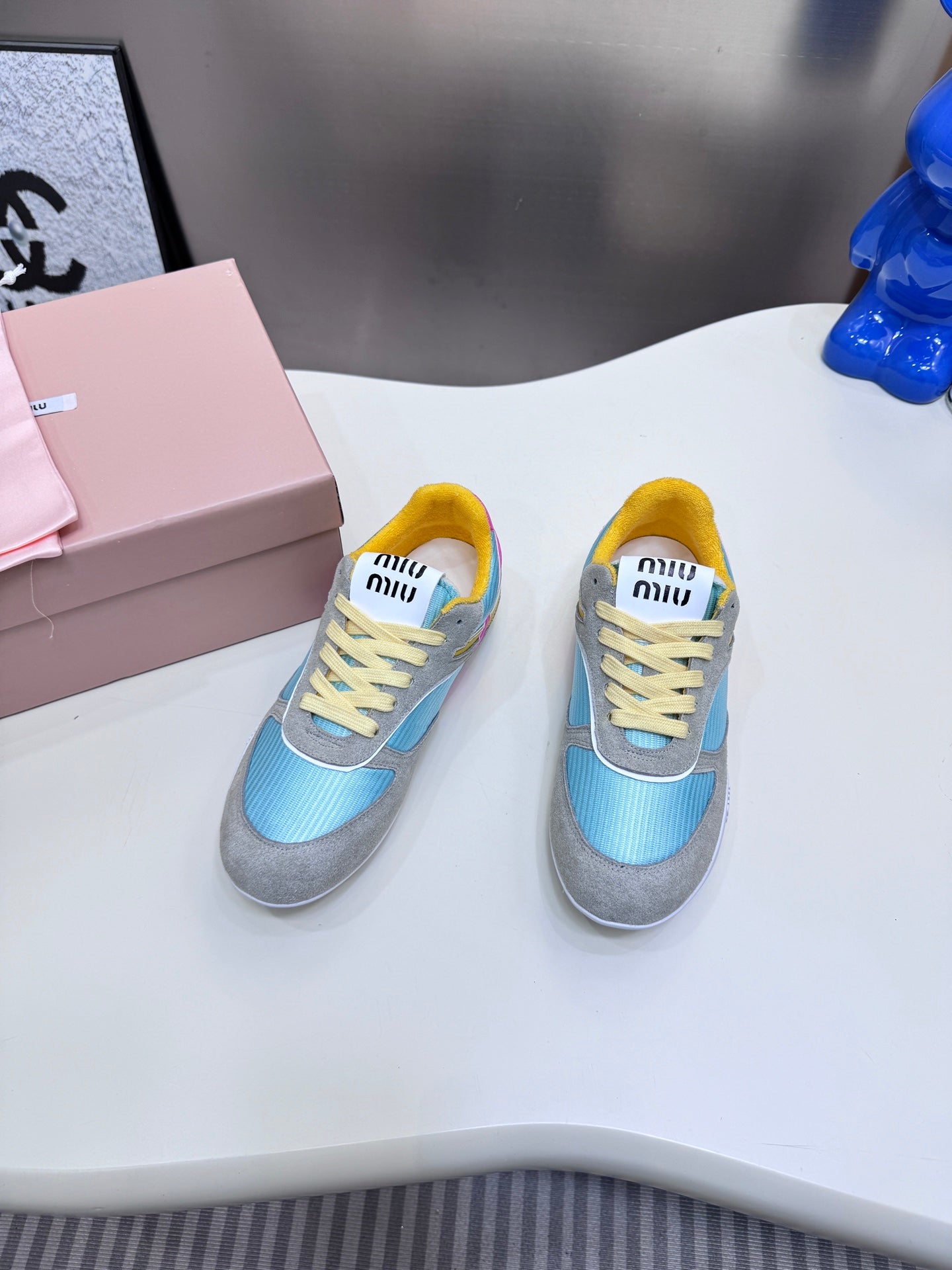 6105QA352Z Popular Shoes