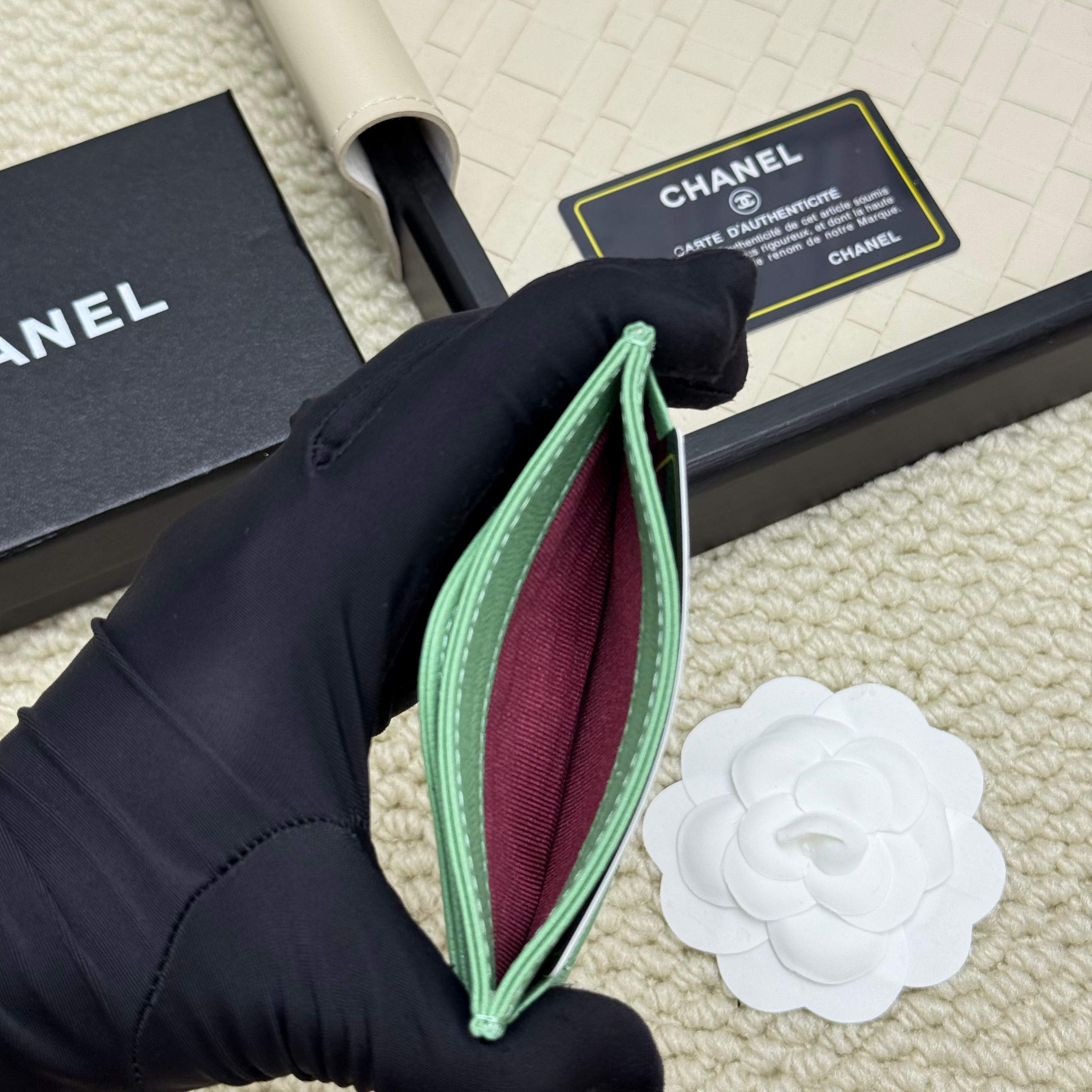 15RC154B Popular card holder