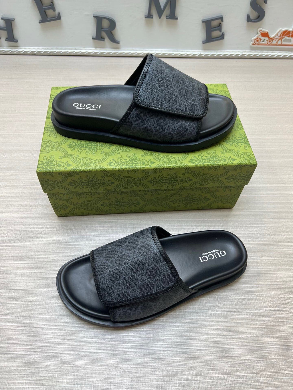 5LB231Z Popular Slippers