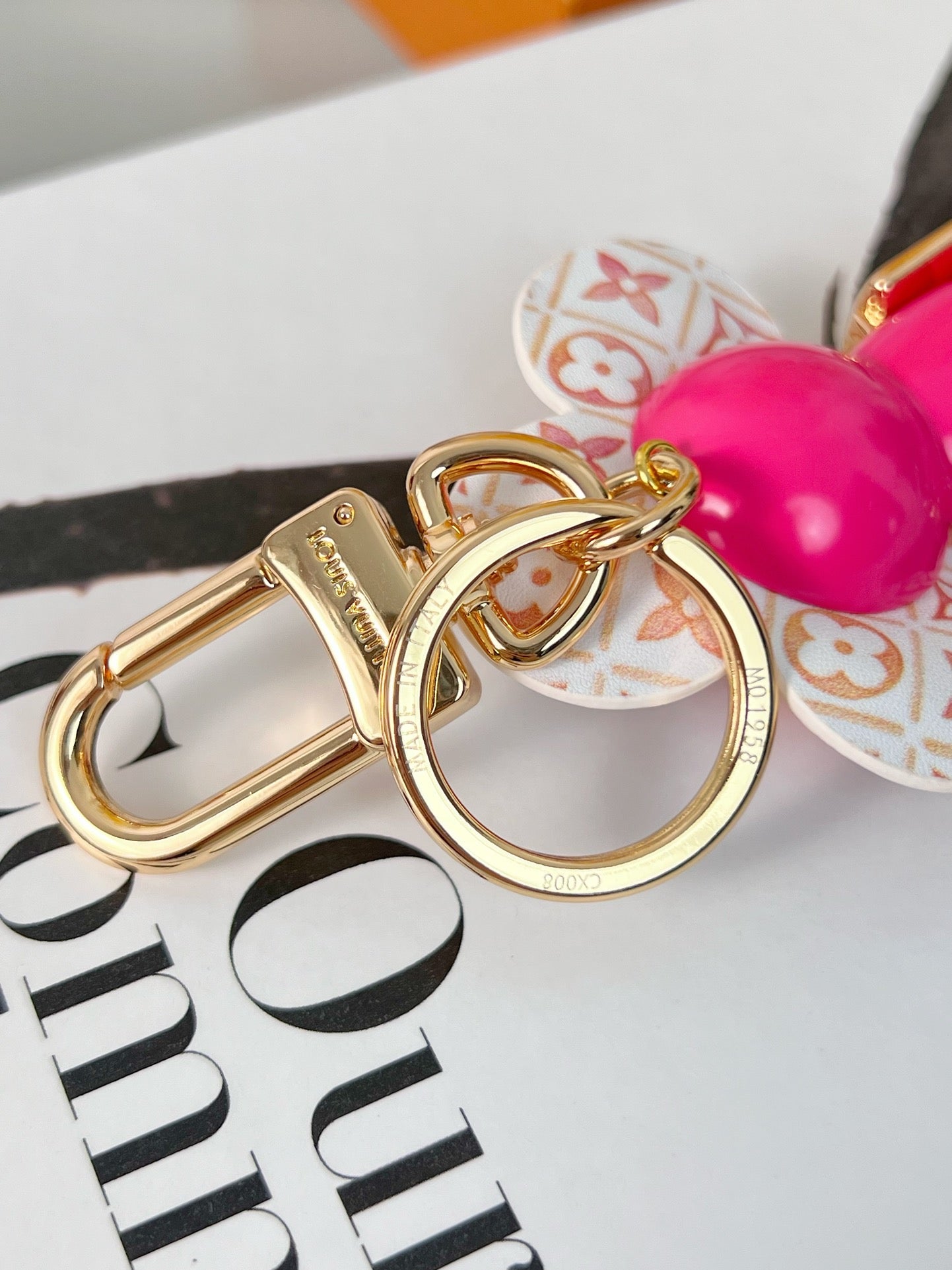 35ZE30A Popular bag 's charms accessories