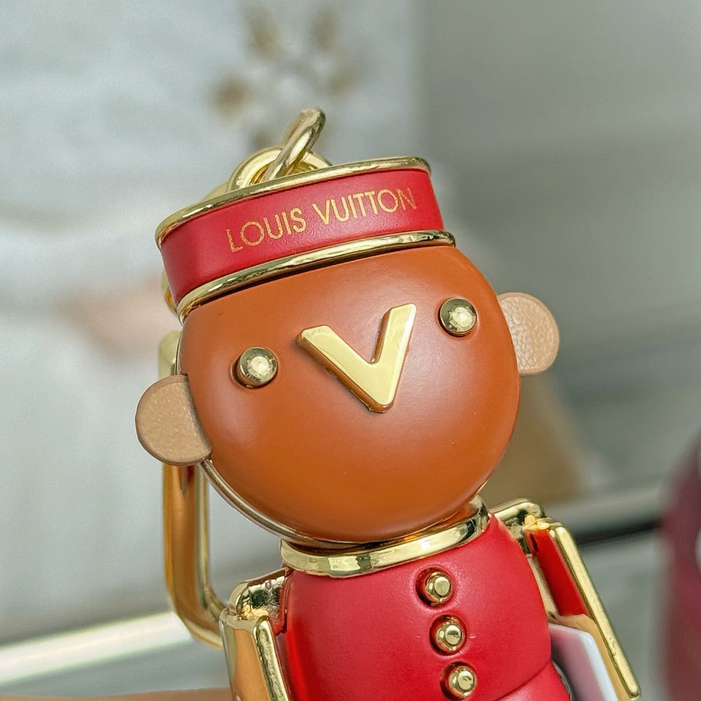 336BE14A Popular bag 's charms accessories