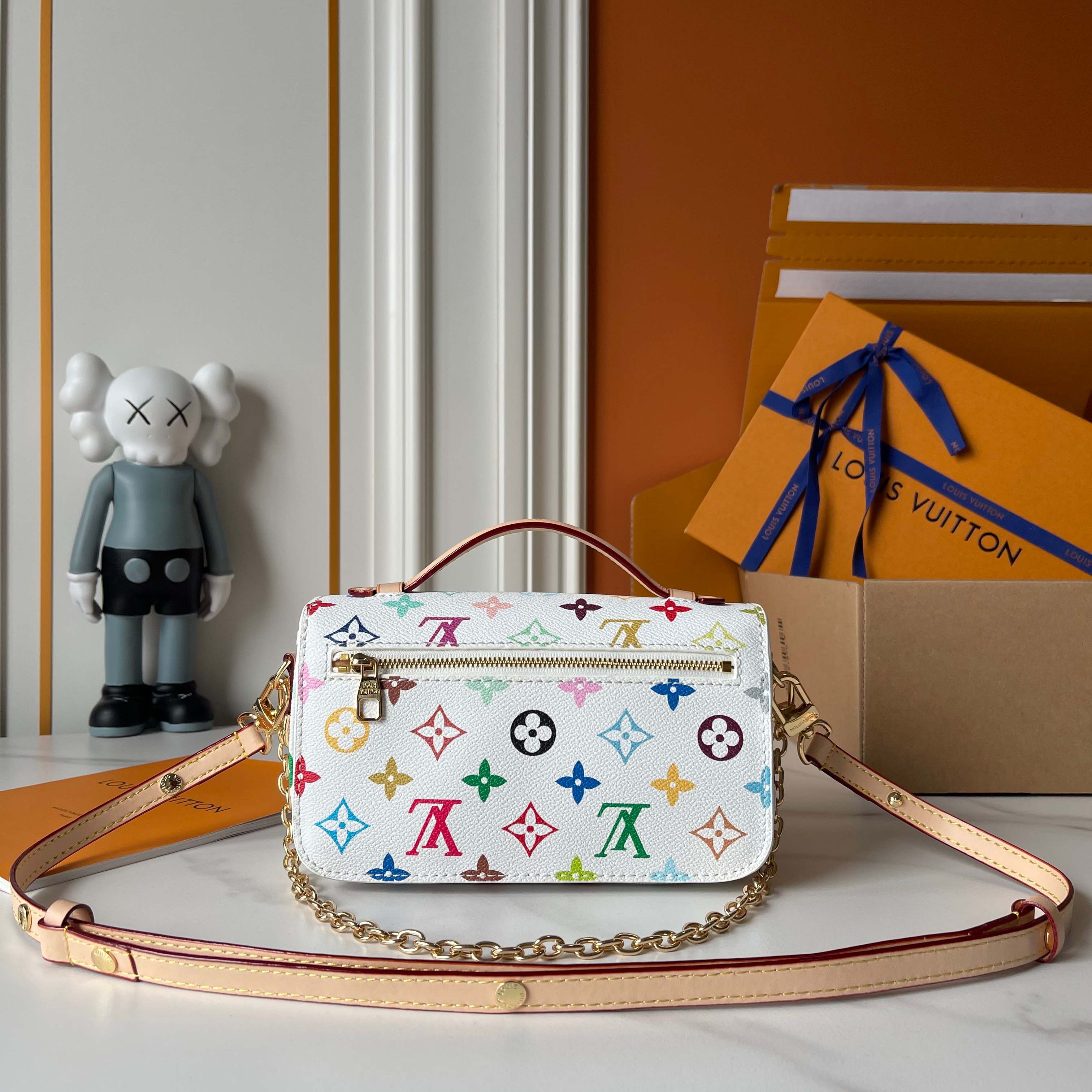 155NE38B Popular  leather bag