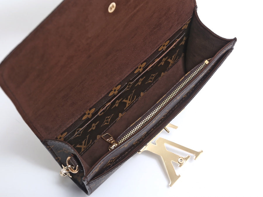 1XE72B Popular    leather bag
