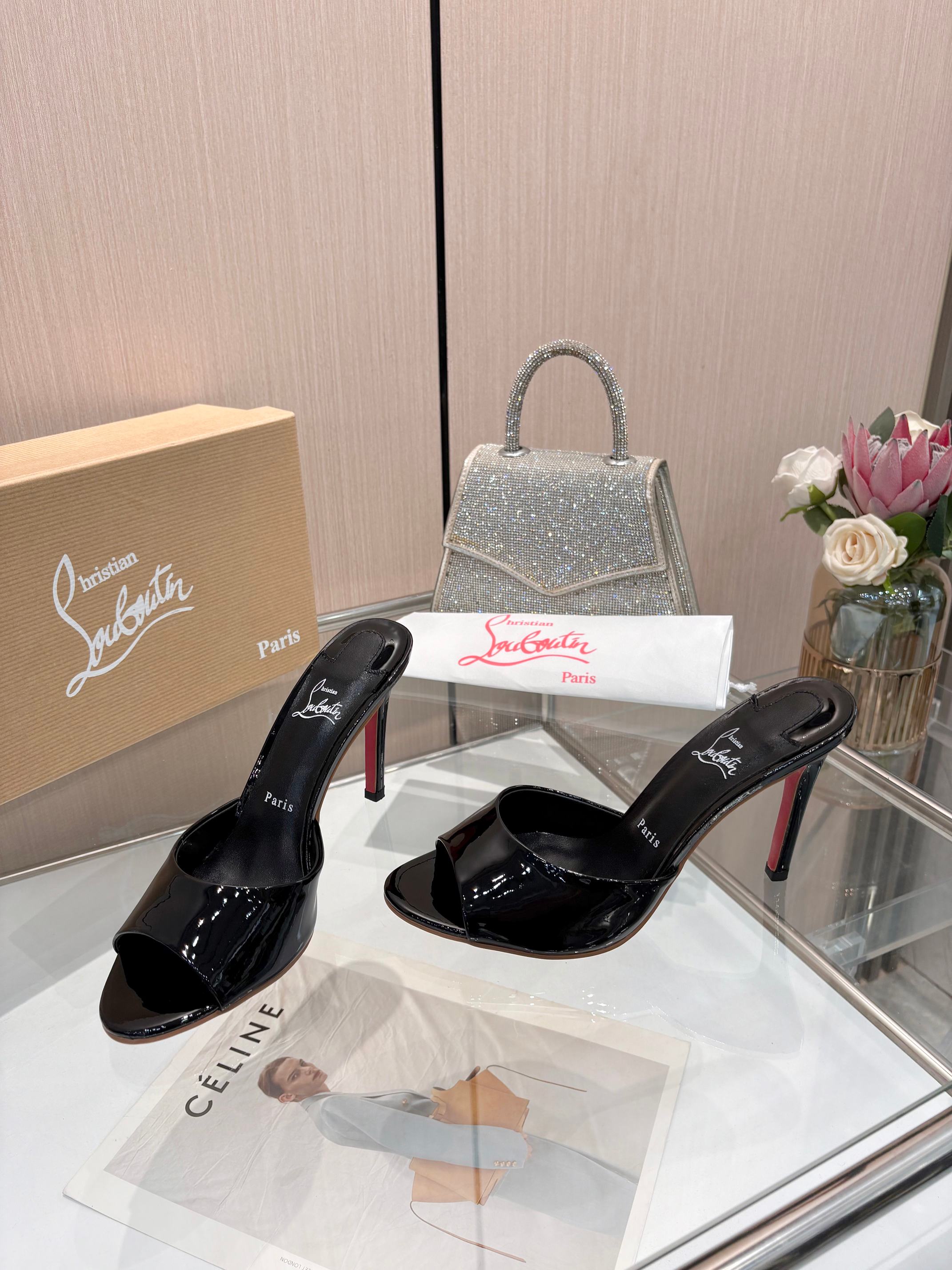 Z2X66A37   Popular leather High heels