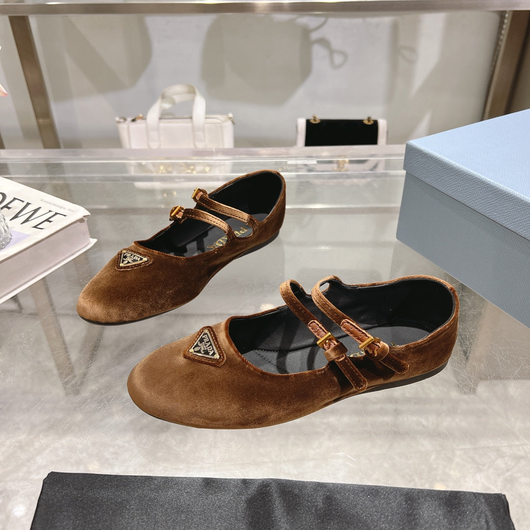 2105QP380Z Popular high-quality Shoes