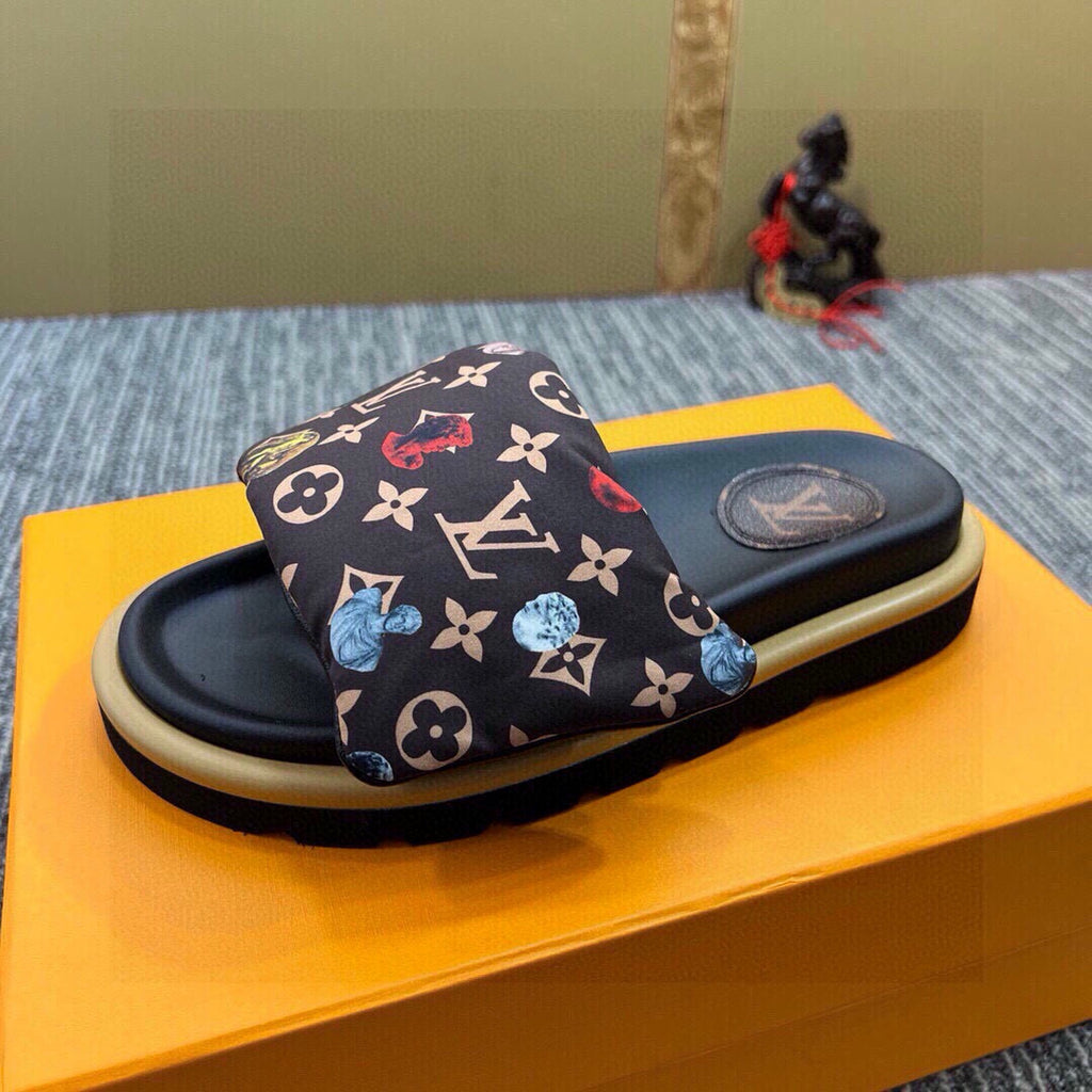 5QE12Z Popular Slippers