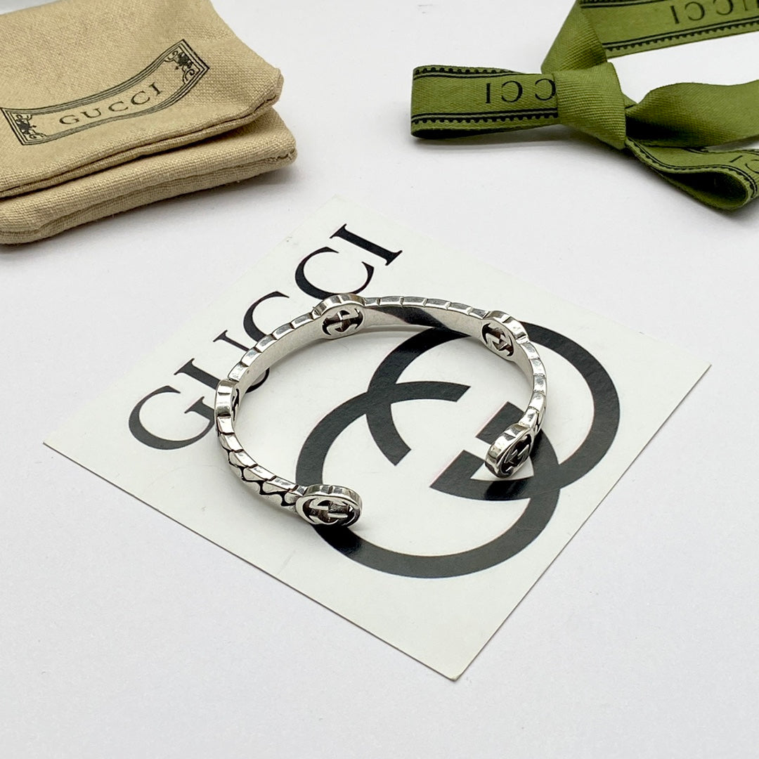 1XB351K  Popular Bracelets