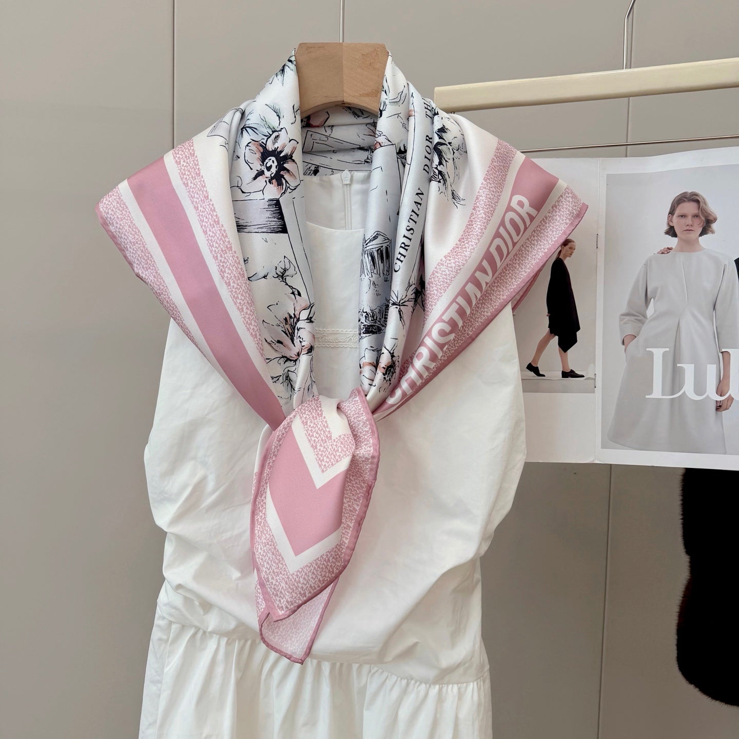 136ND21W Popular Silk Scarve