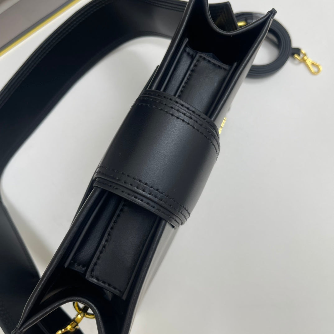 136PA33B Popular leather bag