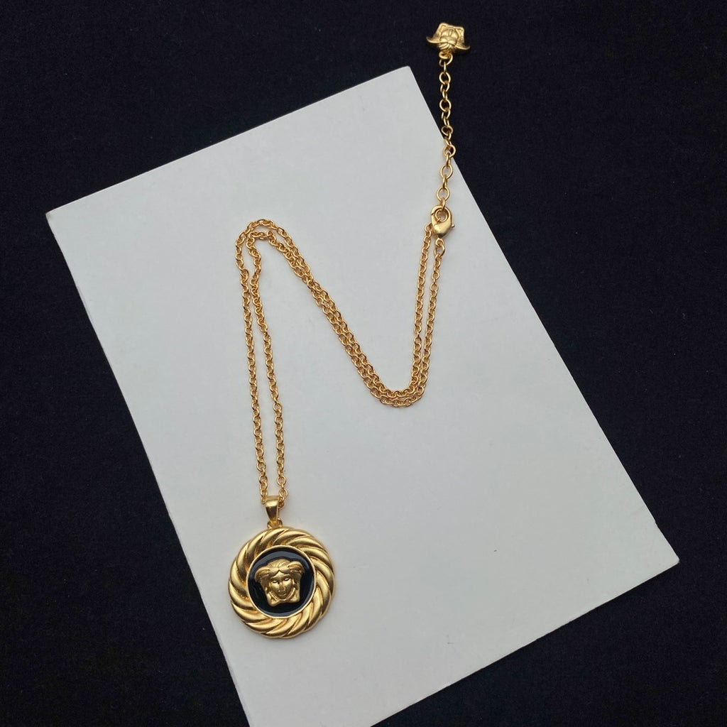 55QV381X  Popular Necklaces