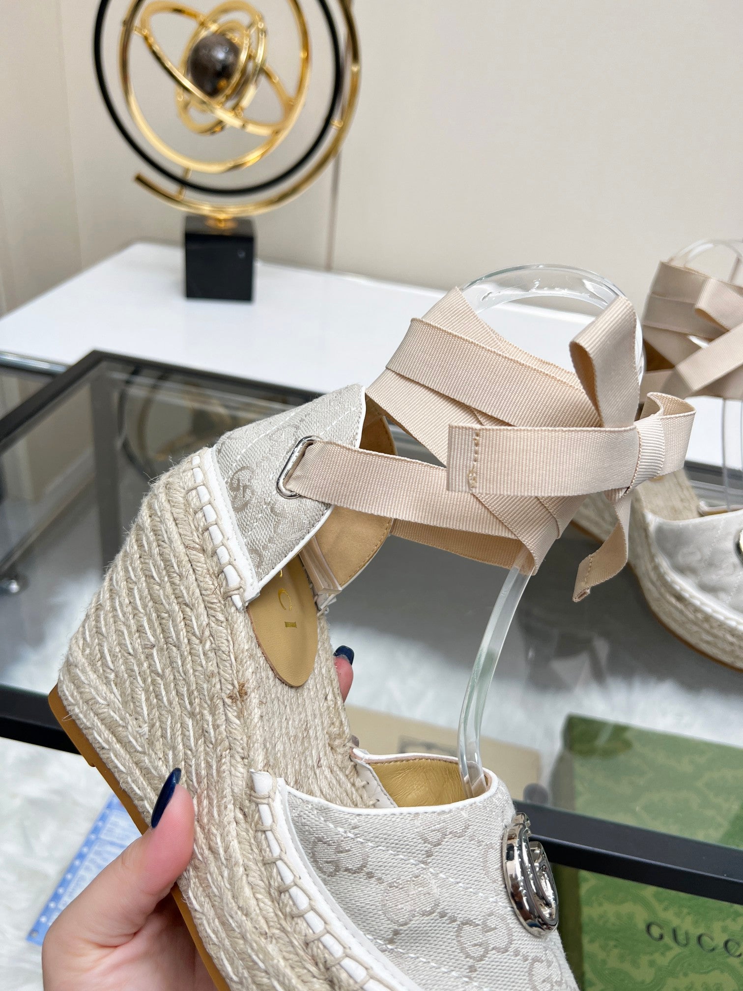 Z2X66B30 Popular High heels
