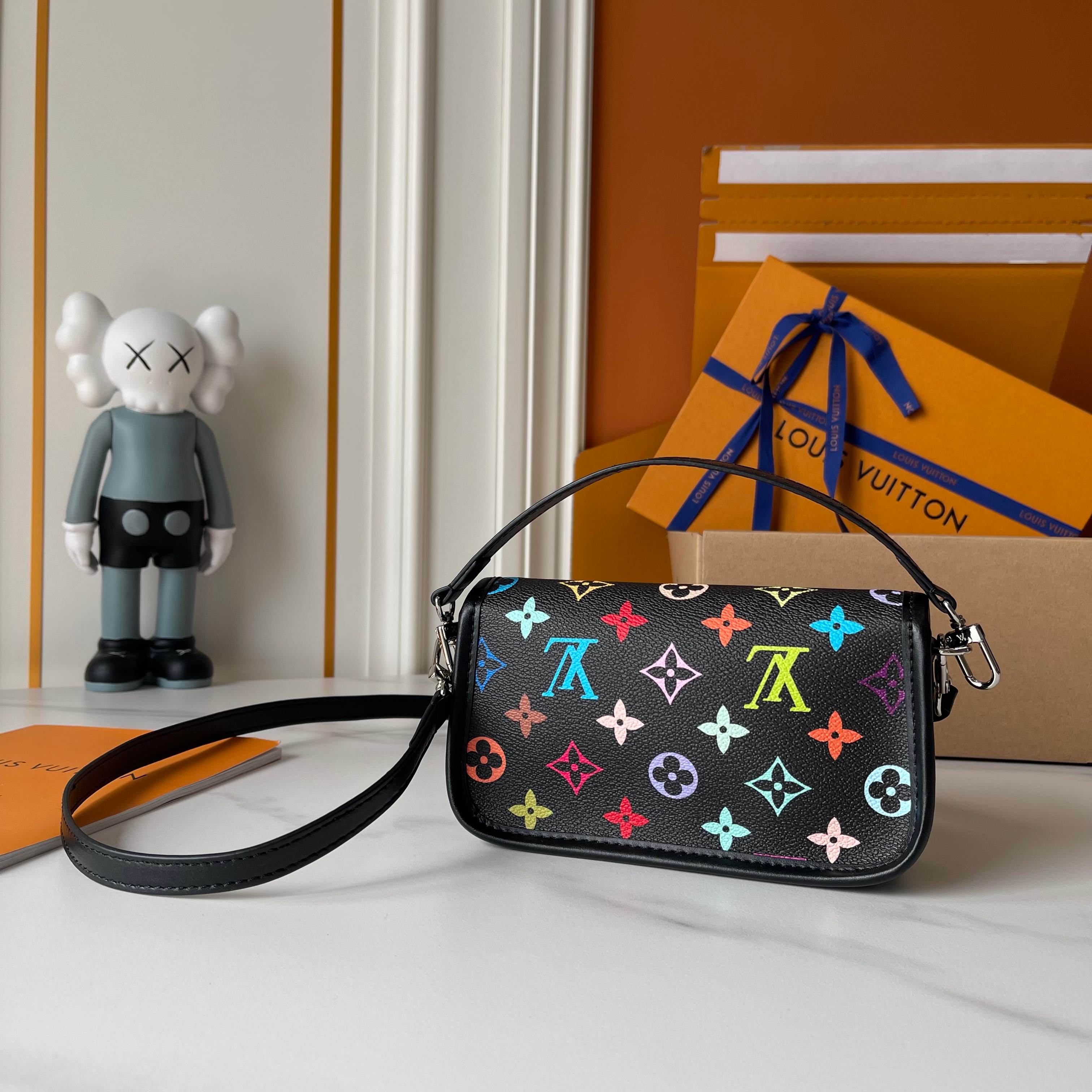 136PE37B Popular leather bag