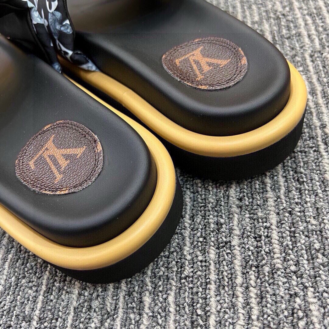 5QE12Z Popular Slippers