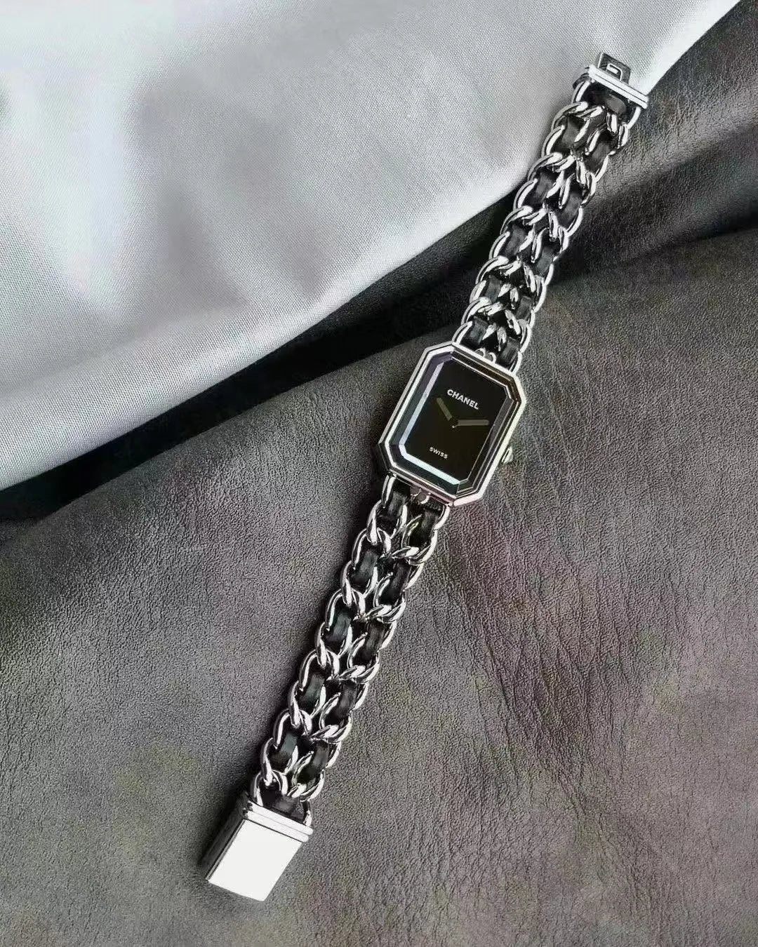 L1R66T1 Popular watches