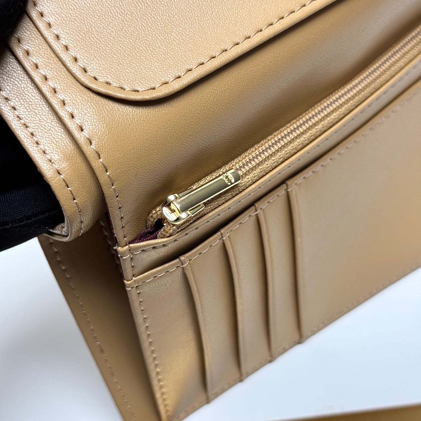 136PC126B Popular leather bag