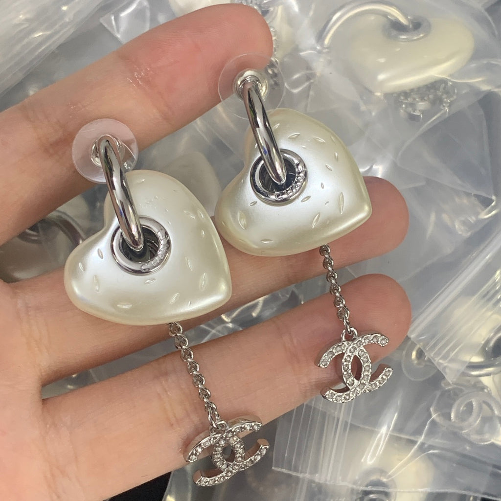 84C97E Popular  Earrings