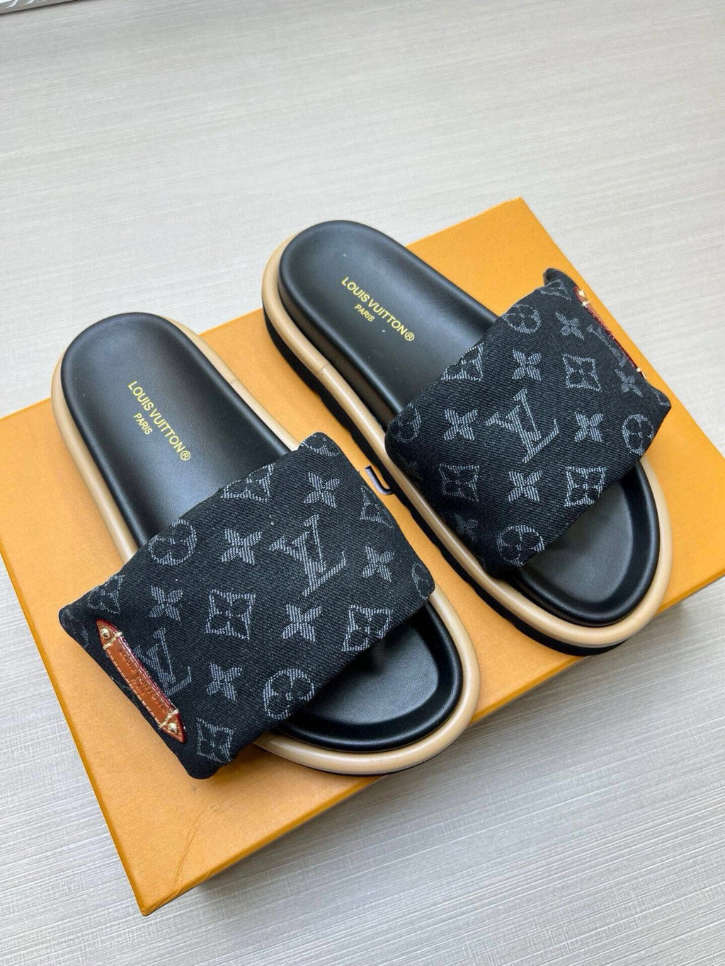 5QE8Z Popular Slippers